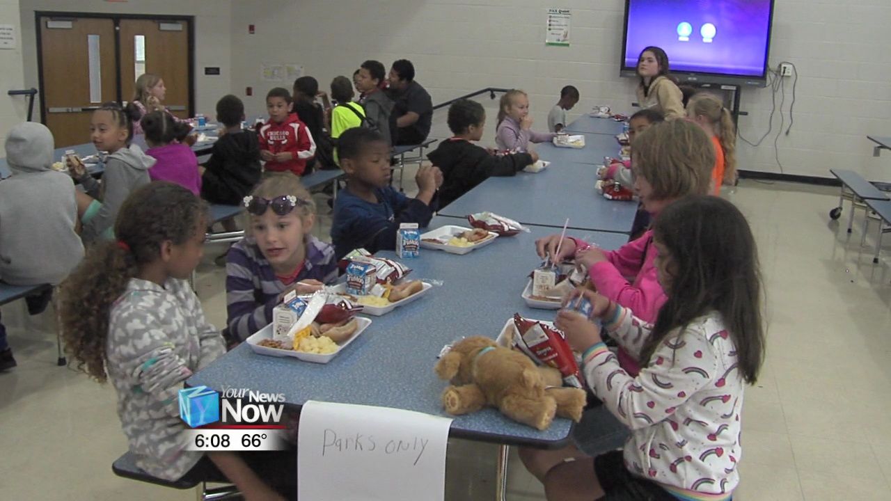 Summer Lunch Program begins in Lima.jpg